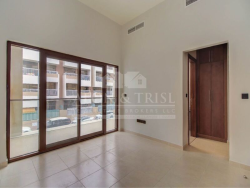 Priced to sale | Bright &amp; Spacious Unit | Large Terraces